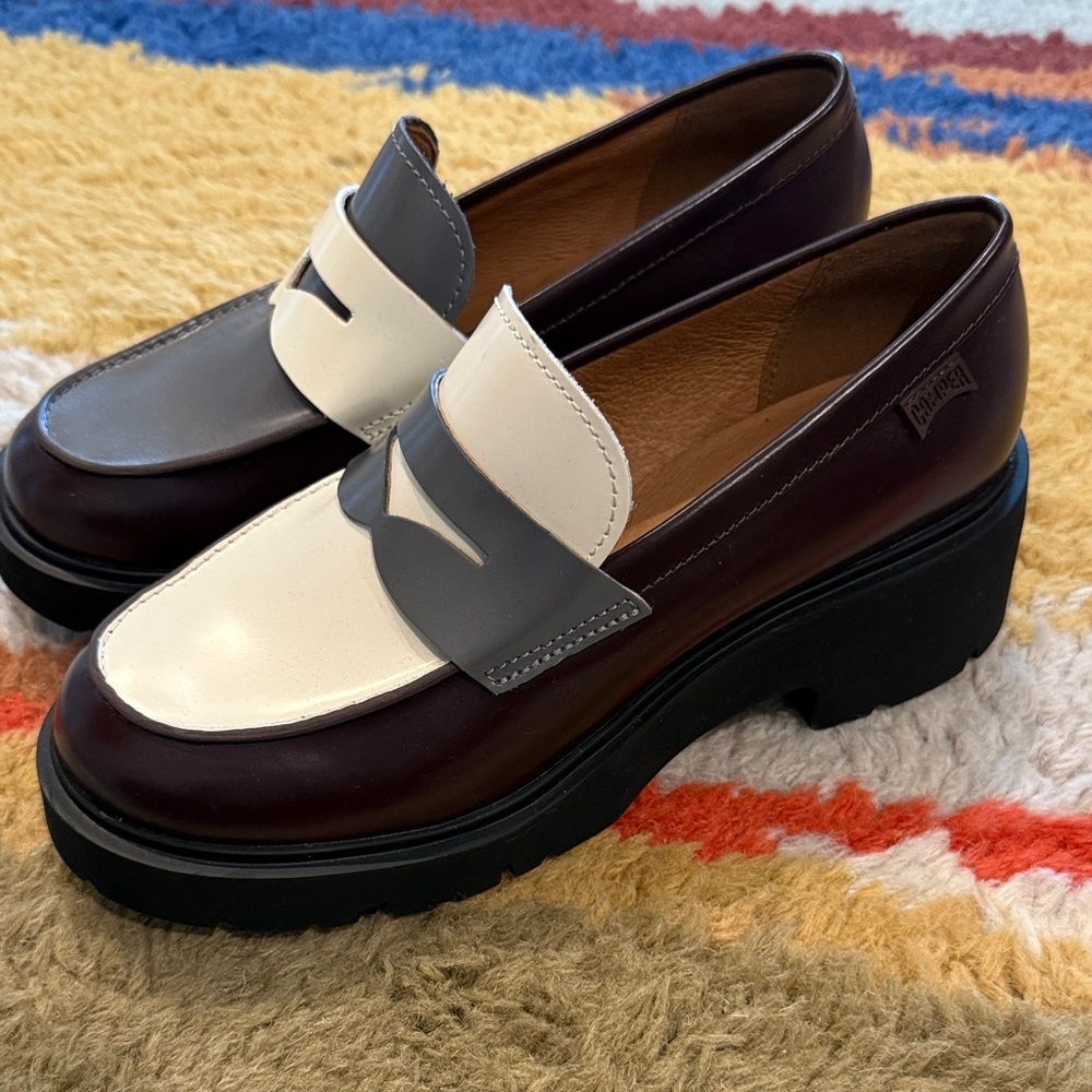 Camper NWOT Milah Lofers - Picture 2 of 6